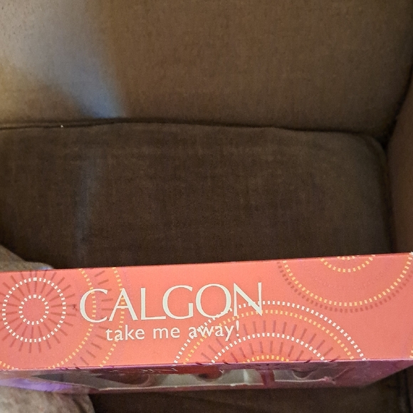 Plum Raspberry Bath & Body Set - Picture 2 of 4